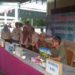Tekan Inflasi Kantor Kades Karang Endah Gelumbang Gelar Pasar Murah