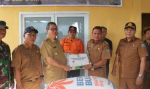 JJ 4 5 Ton Beras di 9 Kecamatan Terdampak Banjir Wilayah Muara Enim Disalurkan