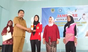 Salah satu pemenang lomba Jambore kader posyandu 