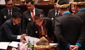 Teken_Mo_U_b2ba10ae51