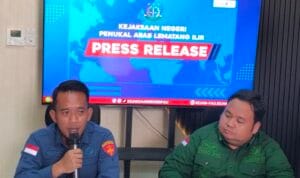 IMG20250612142238_BURST000_COVER