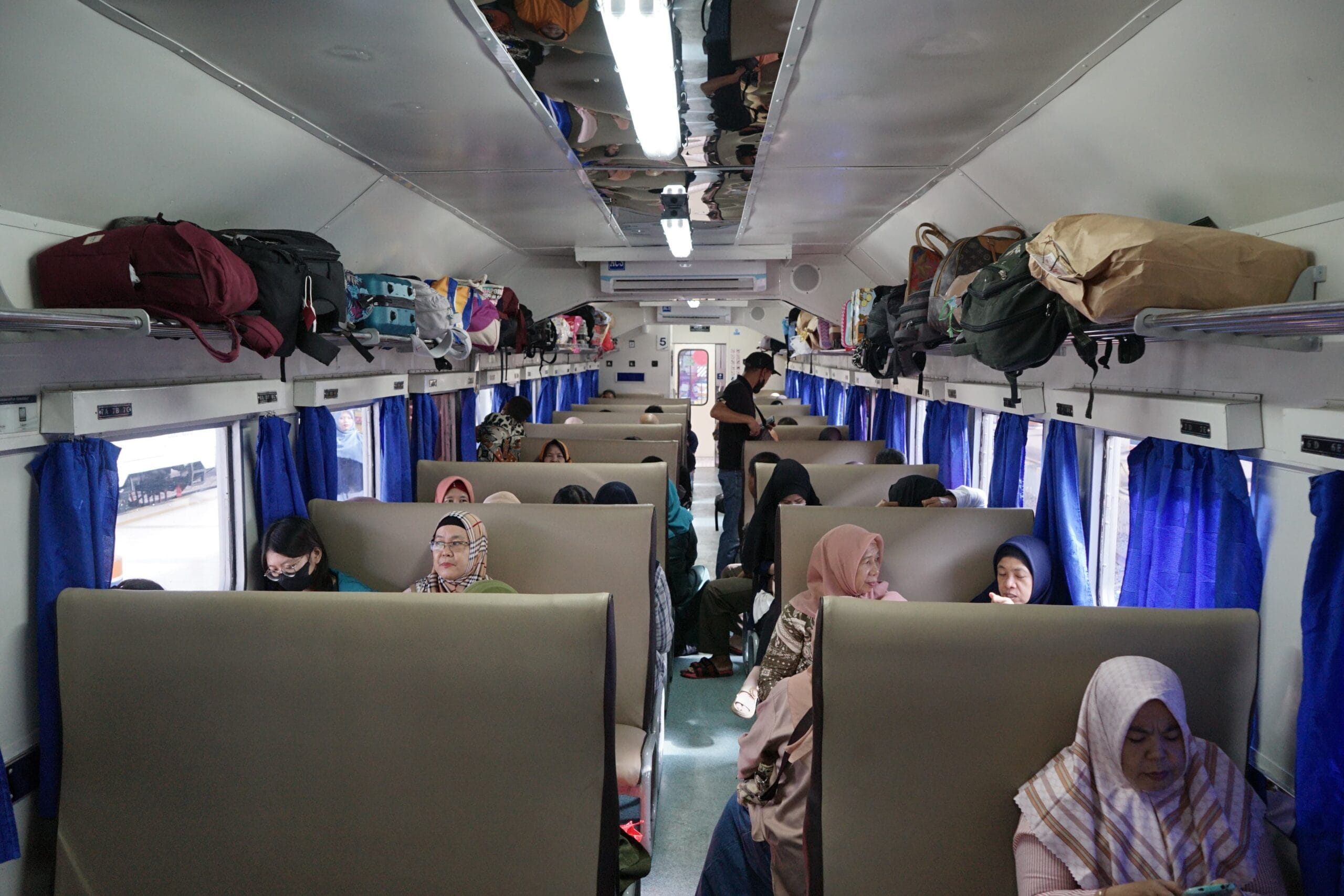 WhatsApp Image 2025-12-01 at 11.00.31_7e813b4a