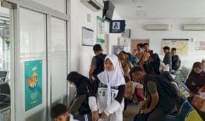 image_750x_67710d224635f